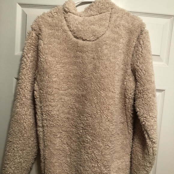 Southern Shirt Co. Sherpa Pullover - Picture 4 of 5